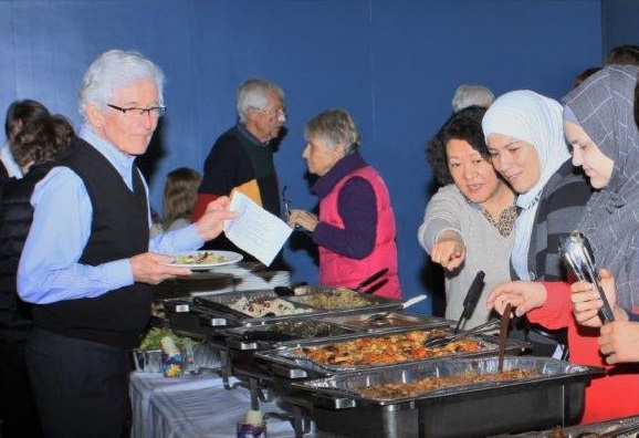 Buffet service at the Syrian dinner fundraiser for refugee sponsorship